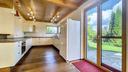 offene Küche - 7 Zimmer Einfamilienhaus zum Kaufen in Altusried / Kimratshofen