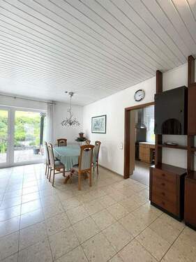 Essplatz neben der Küche - 