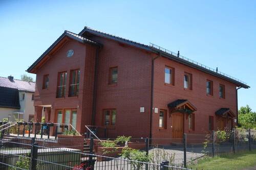 Straßenansicht - 1 Zimmer Doppelhaushälfte zum Kaufen in Oranienburg