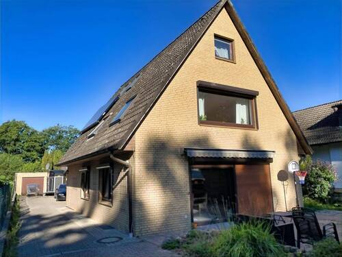 Außenansicht - 1 Zimmer Mehrfamilienhaus, Wohnhaus zum Kaufen in Hoisdorf