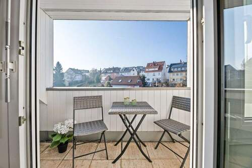 Balkon 1 - 1 Zimmer Etagenwohnung zum Kaufen in Esslingen