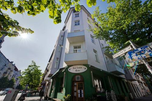 Fassade_7592_3_4 - Solides Investment: Große 2-Zimmer-Wohnung mitten in KREUZBERG - Solide Vermietet - jetzt sichern