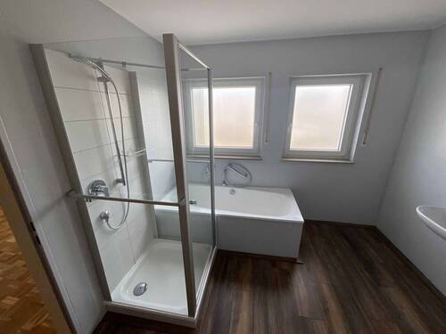Badezimmer_www.villingen.immobilien - 