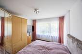 Schlafzimmer - 3 Zimmer Etagenwohnung zum Kaufen in Bietigheim-Bissingen