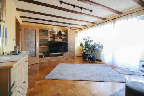 Wohnzimmer Bild 2 - 3 Zimmer Etagenwohnung zum Kaufen in Geislingen an der Steige