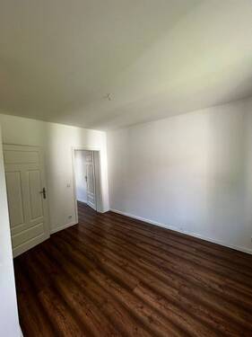 Zimmer 2 - 