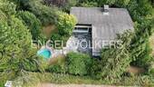 Luftaufnahme - Raum für Familie & Natur - Freistehender Bungalow in Top-Lage