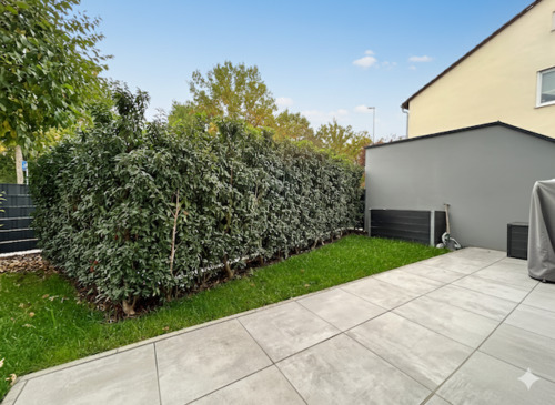 Terrasse mit Garten - 