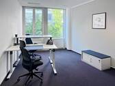 Mittelgroßen Büro.jpg - All-inclusive-Zugang zu professionellen Büroräumen für 3 Personen in Regus Maximilianstraße