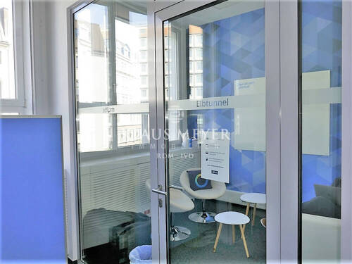 im Büro, 637m² - 