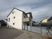 Außenansicht - 3 Zimmer Etagenwohnung in Maxhütte-Haidhof