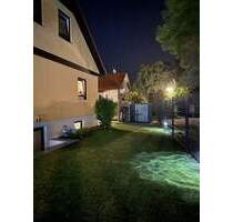 Freistehendes Einfamilienhaus mit Pool, Sauna & Doppelgarage in ruhiger Lage - Magdala Göttern