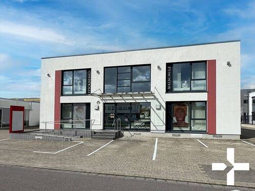 Strassenansicht - In aufmerksamkeitsstarker, zentraler Lage