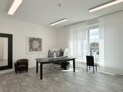 Büro OG - Büro mit 277,00 m&sup2; in Korschenbroich zur Miete