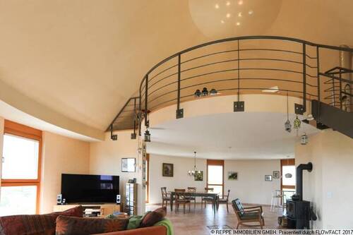 Wohnzimmer Hauptwohnung mit Galerie - 