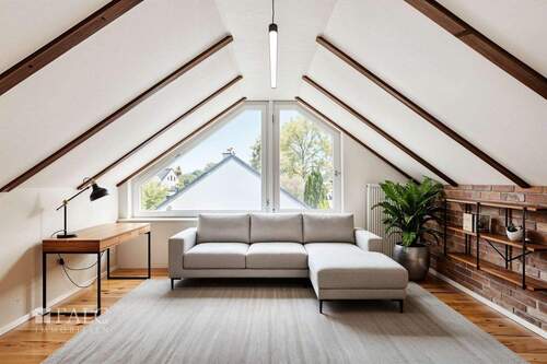 Zimmer Dachgeschoss Virtuell - 