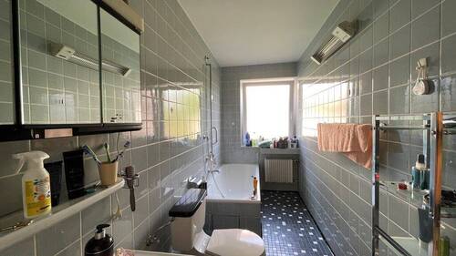 Erdgeschoss Badezimmer - 