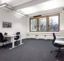 All-inclusive-Zugang zu professionellen Büroräumen für 3 Personen in Regus Perlach - München Ramersdorf-Perlach