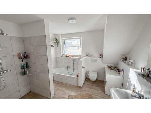 Vollbad im Obergeschoss - Beispiel - 