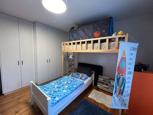 Zimmer 1 - 3 Zimmer Etagenwohnung in Berlin