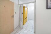 ABSTELLZIMMER - 