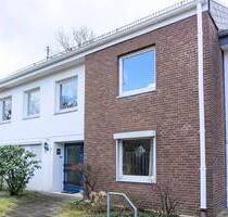 PURNHAGEN-IMMOBILIEN - Schönebeck, gepfl. REH mit Garage und schönem Grundstück in ruhiger Lage - Bremen