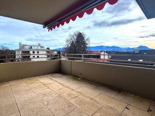 Großer Balkon - 3 Zimmer Etagenwohnung zur Miete in Stephanskirchen