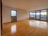 Wohnbereich - Etagenwohnung mit 101,20 m&sup2; in Stephanskirchen zur Miete