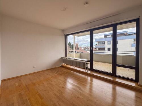 Schlafzimmer mit Balkon - 