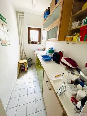 Küchenzeile - Büro in Heusenstamm zur Miete