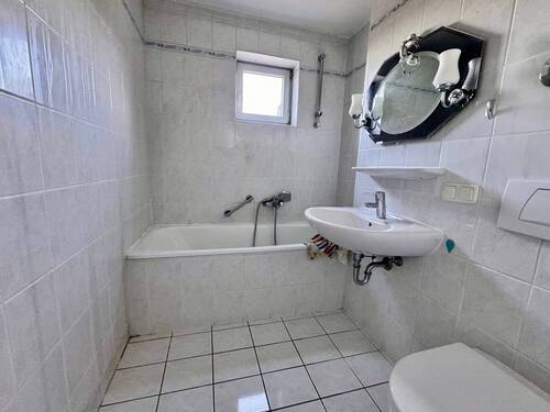 Bad mit Fenster - 