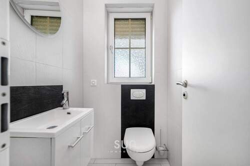 WC - 