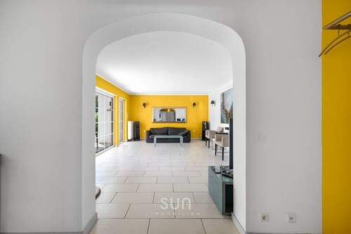 WOHNZIMMER - 