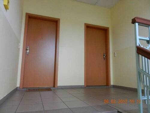 Eingangstür rechts - 