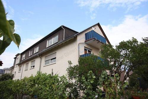 HAUSANSICHT - 