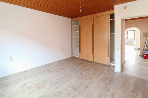 Schlafzimmer 2 OG - 