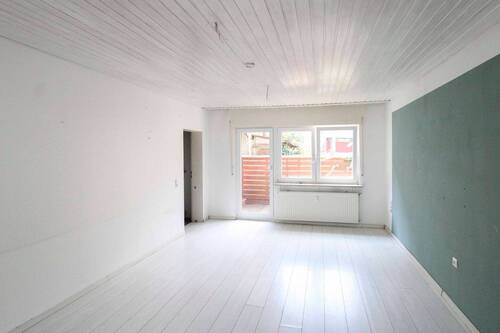 Wohnzimmer EG - Mehrfamilienhaus, Wohnhaus in Ötigheim zum Kaufen