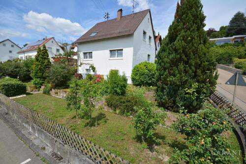 Außenansicht - *** Ein Haus voller Möglichkeiten in toller Wohnlage! ***