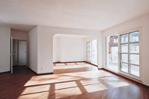 B - Mehrfamilienhaus, Wohnhaus zum Kaufen in Berlin