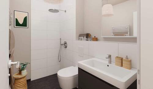 Modern gefliestes Bad mit bodengleicher Dusche im - 