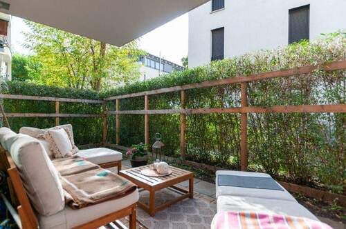 geräumige Terrasse mit Südostausrichtung - 