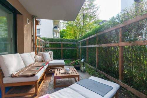 geräumige Terrasse mit Südostausrichtung - 