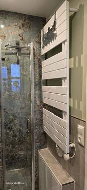 Gästebad mit Dusche - 