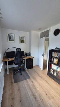 Arbeits-/Kinderzimmer - 