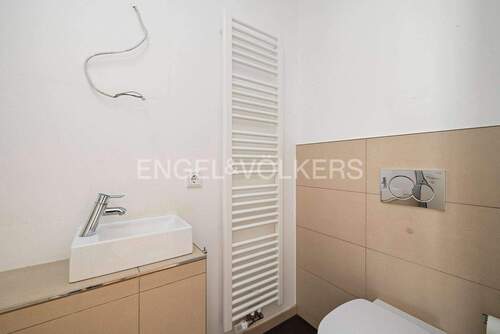 Gäste WC mit Dusche - 