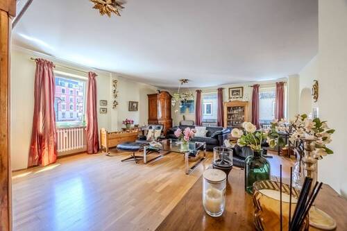 2. OG: Wohnung 2 - 
