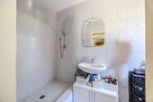 2. OG: Wohnung 2 - 