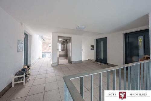 Hausflur, Aufzug - 