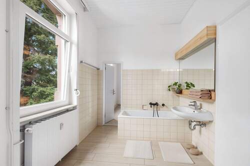 BADEZIMMER ( VISUALISERT) - 