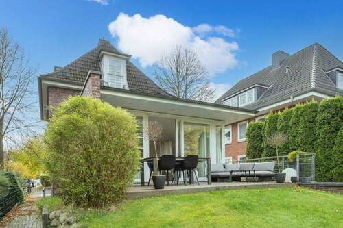 Gartenansicht mit Terrasse - 